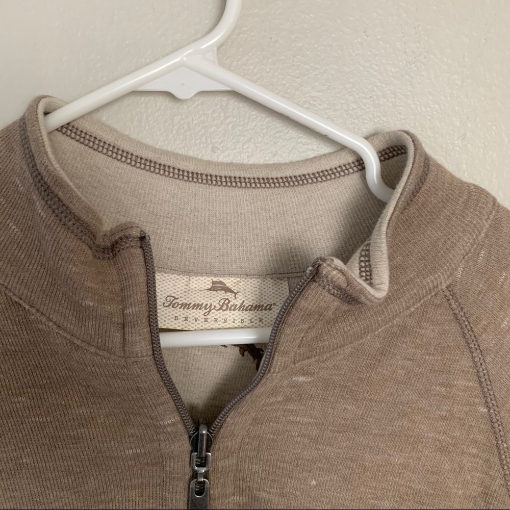 Tommy Bahama Reversible sweater - Picture 3 of 11